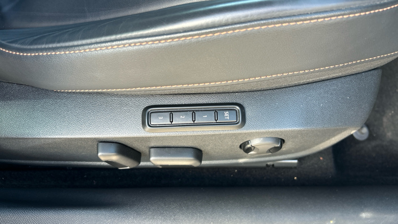 CUPRA Leon 2.0 TSI 300 VZ3 5dr DSG Petrol Hatchback